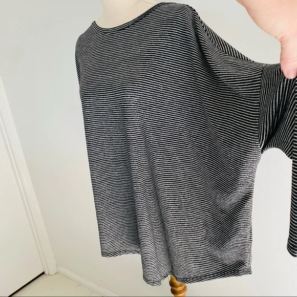 Seed Heritage black & white striped long sleeve batwing top size medium - Picture 4 of 7